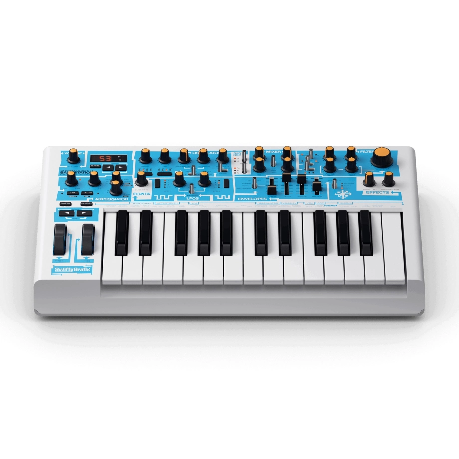 Фото №2 Синтезатор Novation Bass Station II Swifty Edition