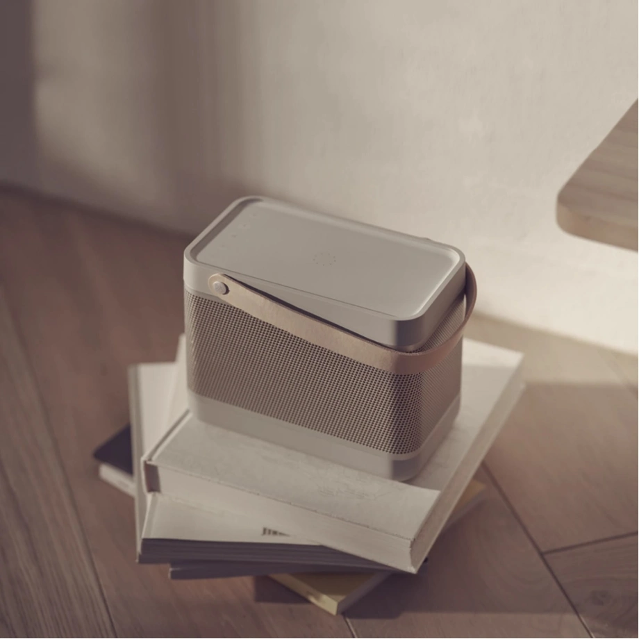 【ほぼ未使用】Bang & Olufsen Beolit 20 Купить портативную колонку Bang & Olufsen Beolit 20 Grey Mist в