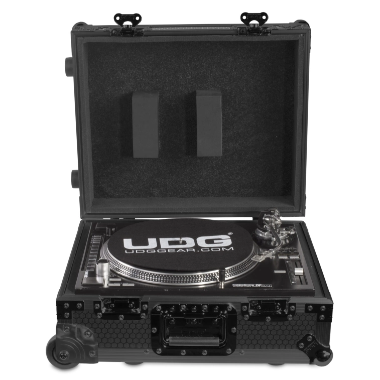 Сумка/кейс для контроллеров UDG Ultimate Flight Case Multi Format MK2 TR Black