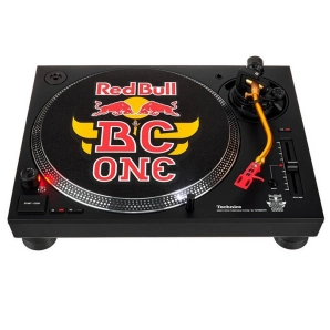 Фото Technics SL-1210MK7 Red Bull Black Фото Technics SL-1210MK7 Red Bull Black
