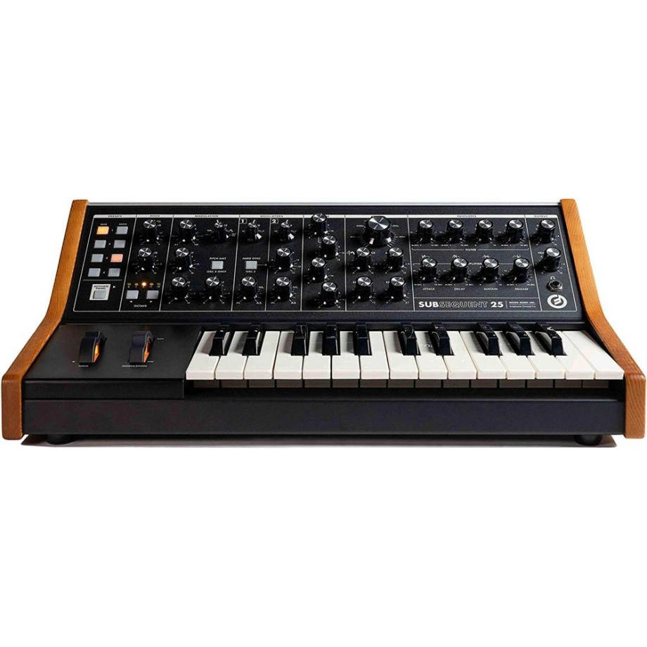 Купить синтезатор и рабочую станцию Moog Subsequent 25 в интернет Купить синтезатор и рабочую станцию Moog Subsequent 25 в интернет