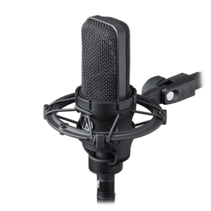 Shure SM7dB – студійний мікрофон з вбудованим преампом для