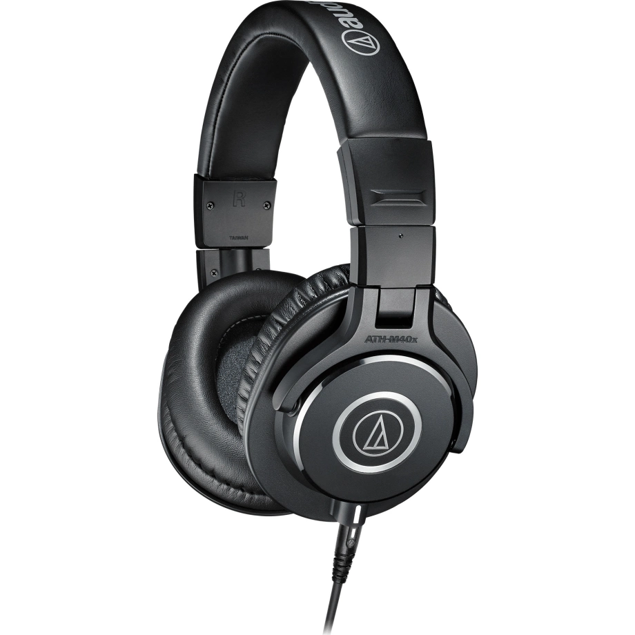 Купить студийные наушники Audio-Technica ATH-M40X в интернет