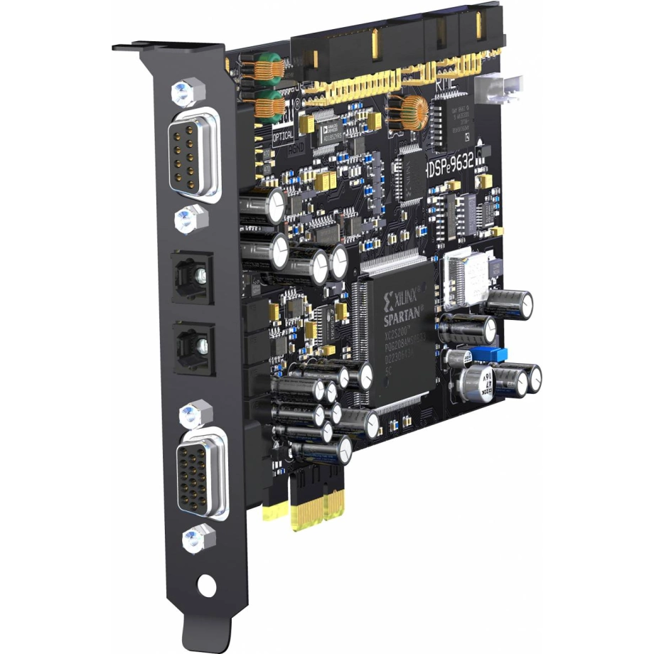 Фото №2 Звуковая карта RME HDSPe AIO
