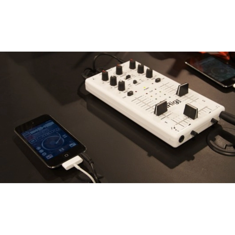 Фото №2 Apple accessories IK Multimedia iRig MIX