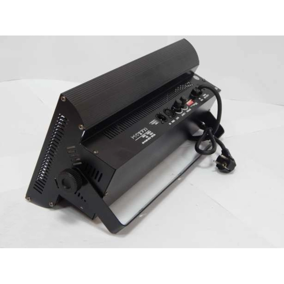 Фото №2 Стробоскопы Free Color S1500DMX