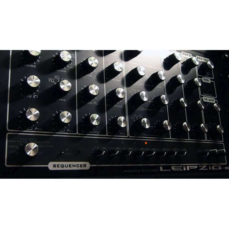 Фото №2 Синтезатор Analogue Solutions Leipzig-S