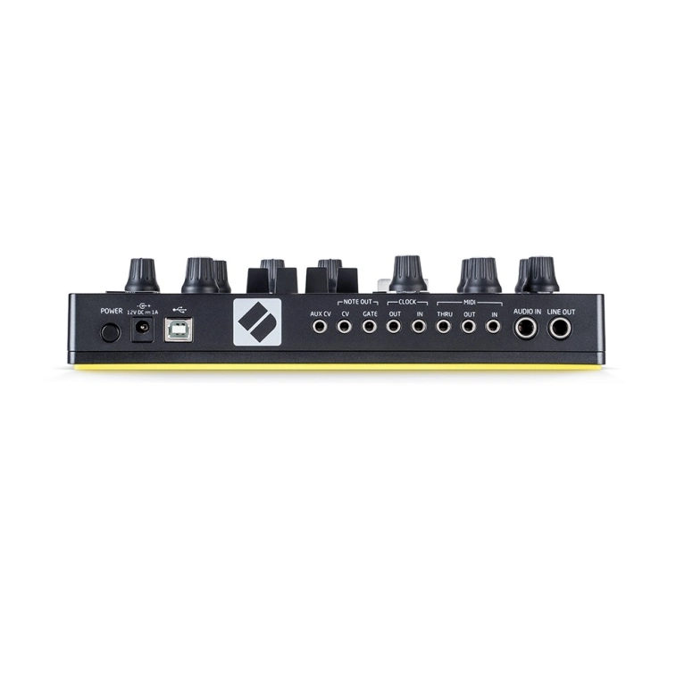 Синтезатор і робоча станція Novation Circuit Mono Station — купити
