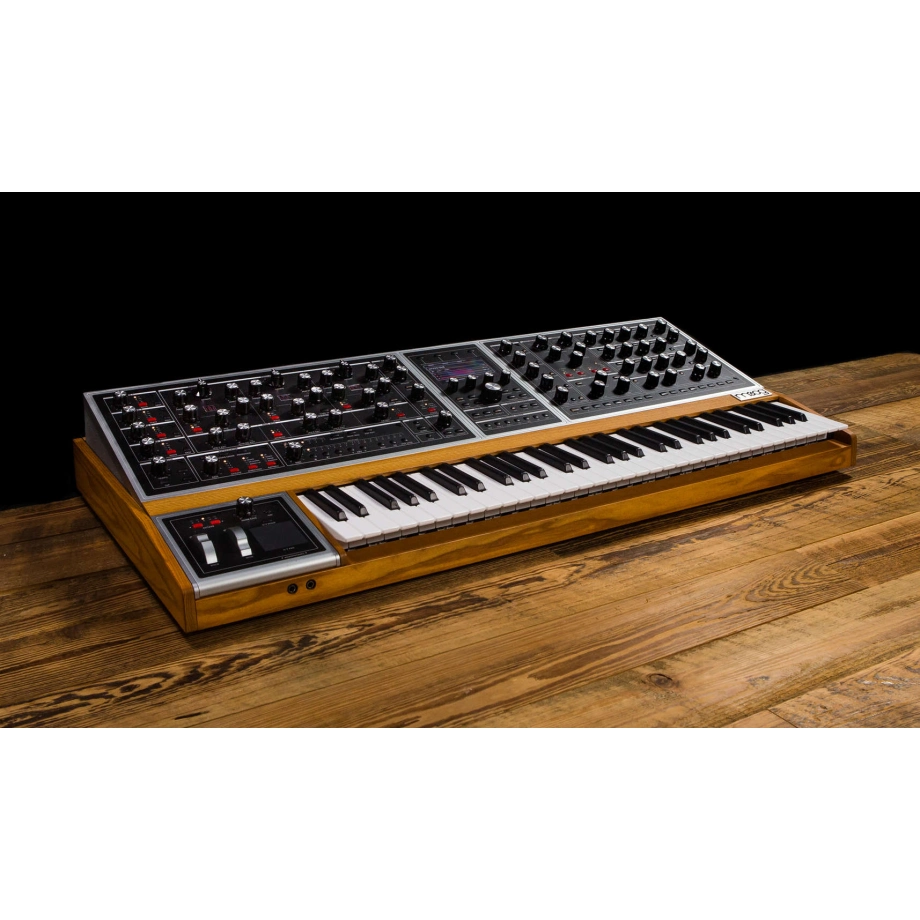 Фото №2 Синтезатор Moog One