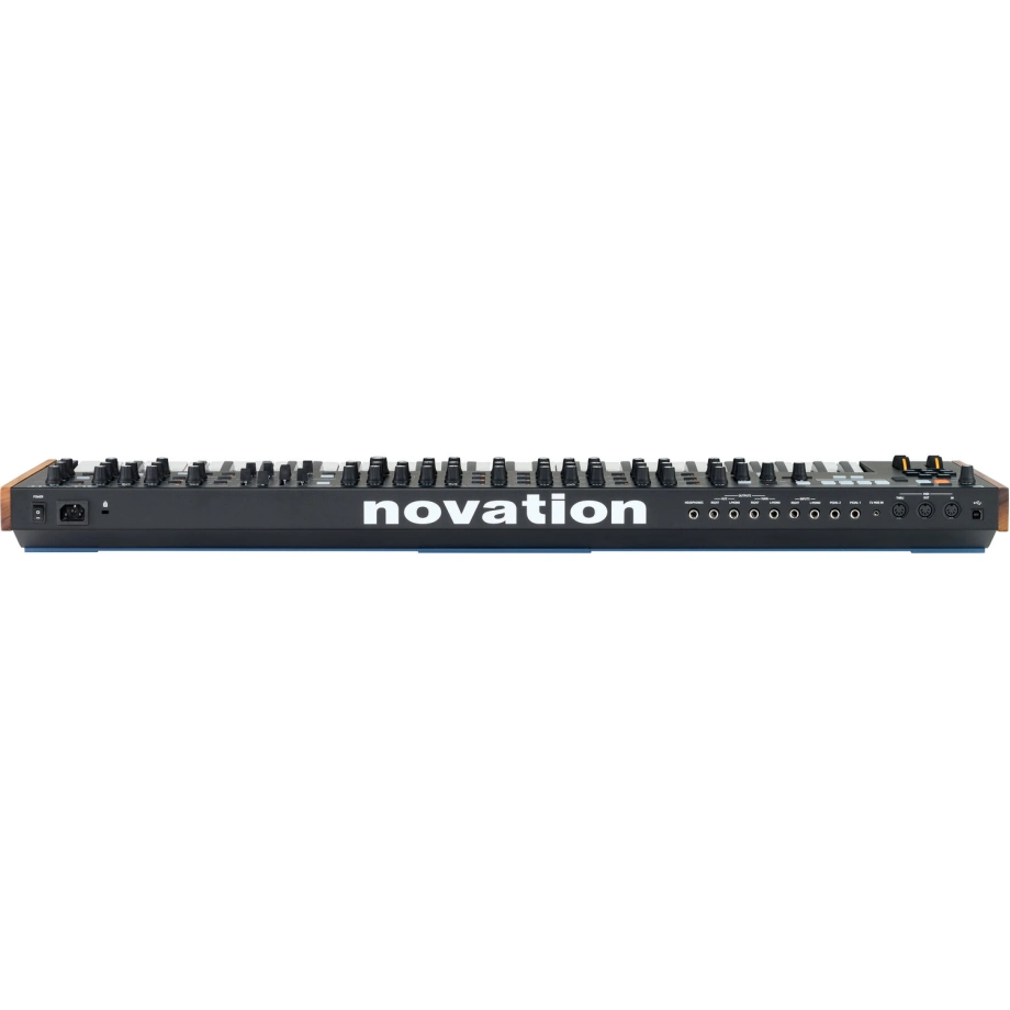 Фото №2 Синтезатор Novation Summit