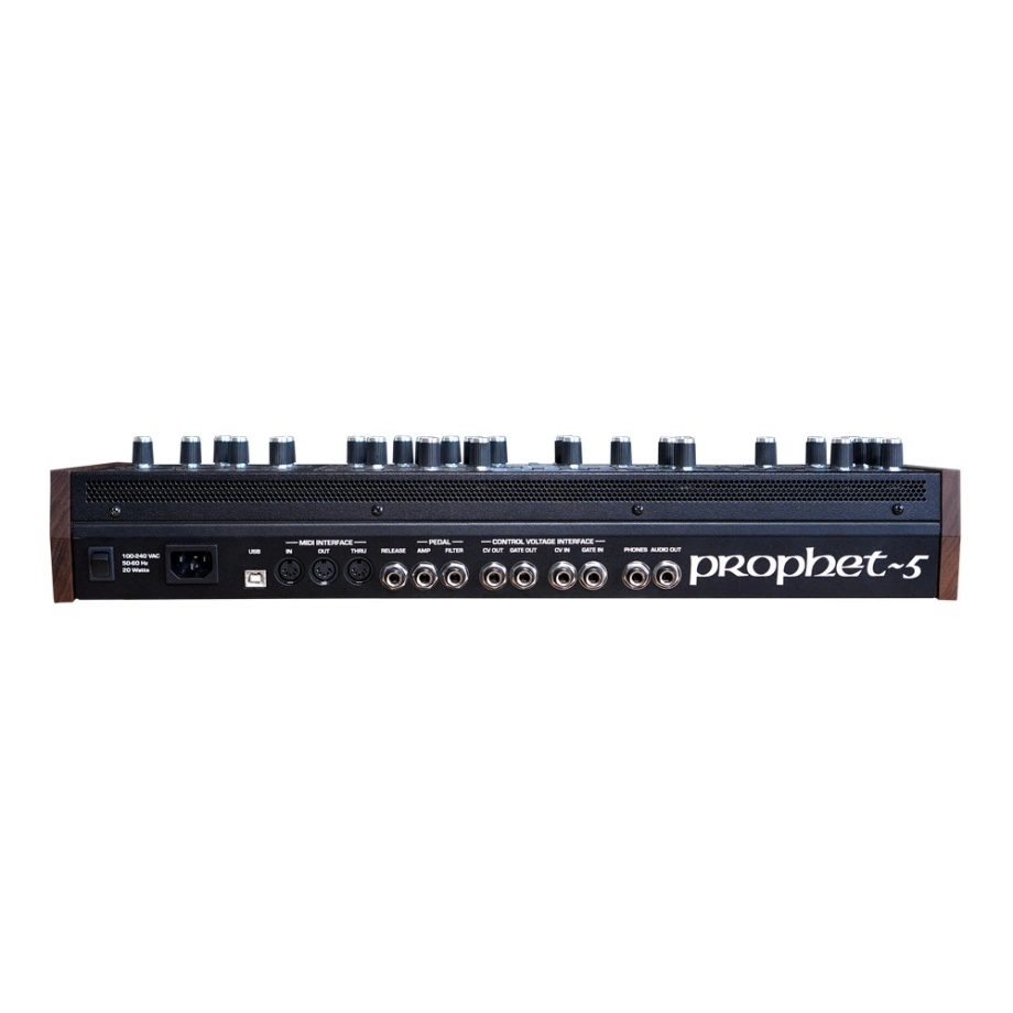 Фото №2 Синтезатор Sequential (Dave Smith Instruments) Prophet-5 Desktope Module