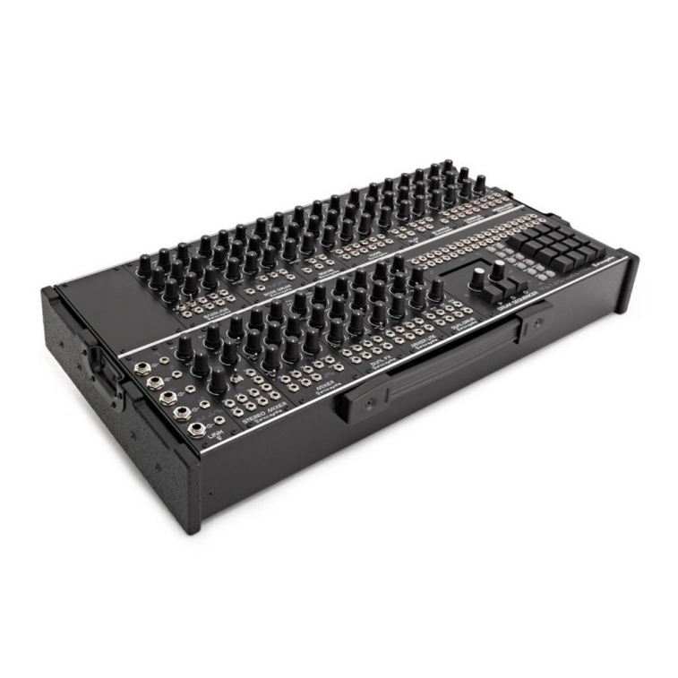 Купить модульный синтезатор Erica Synths TECHNO SYSTEM в интернет
