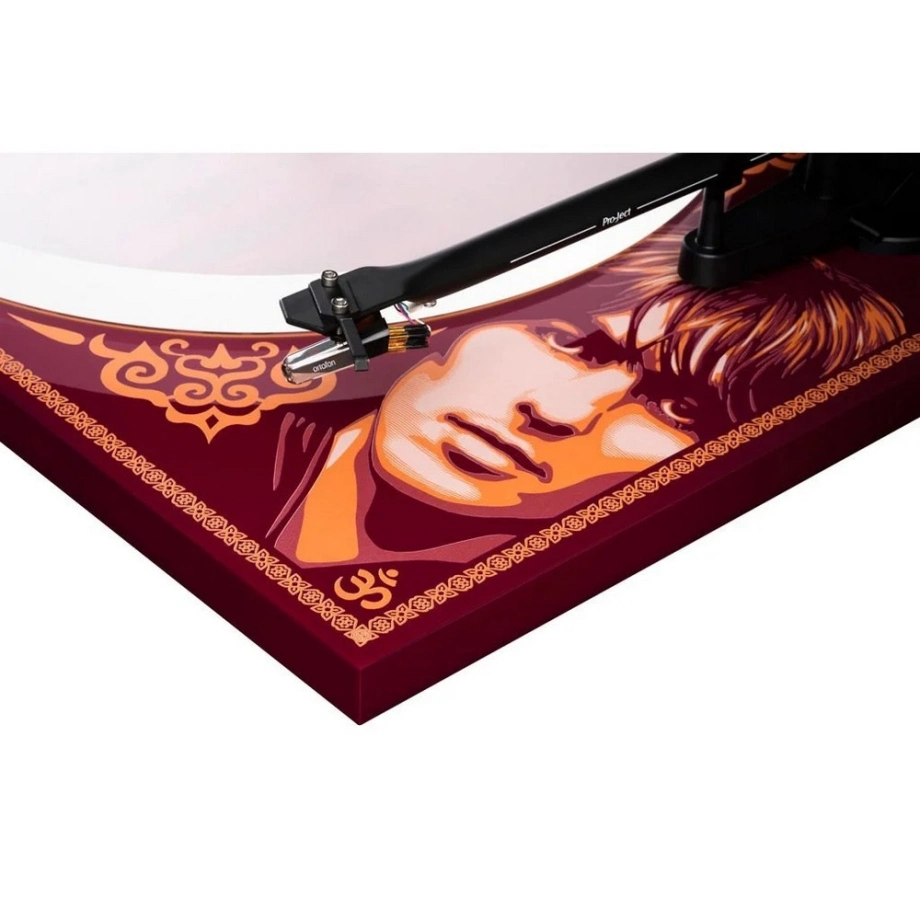 Фото №2 Проигрыватель винила Pro-Ject Art Essential III George Harrison OM10