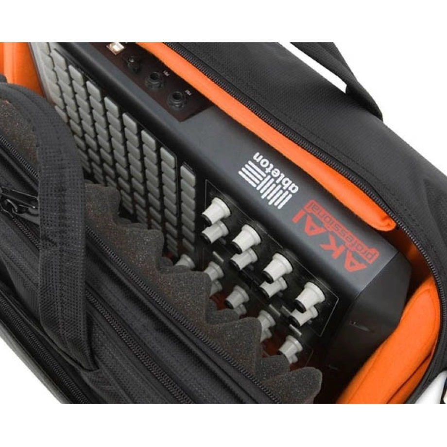 Фото №3 Сумка/кейс UDG Ultimate MIDI Controller SlingBag Medium