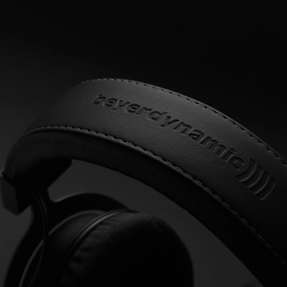 Фото №3 Студийные наушники Beyerdynamic DT 1770 PRO