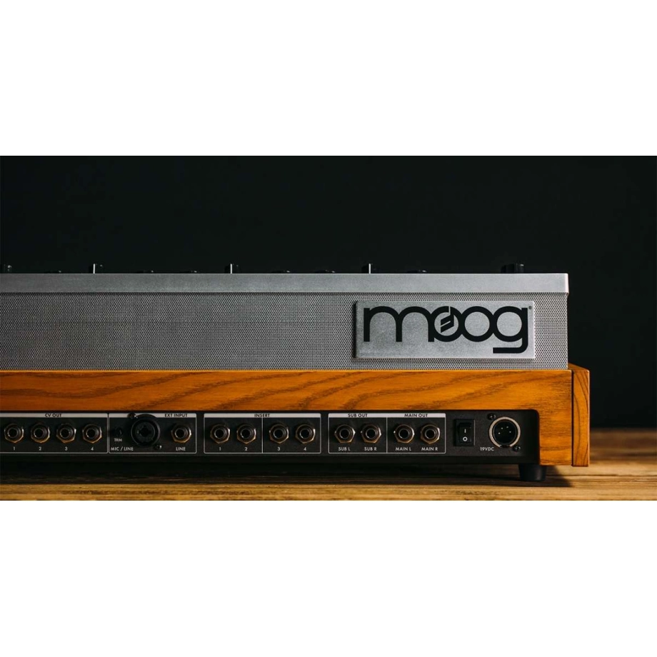 Фото №3 Синтезатор Moog One