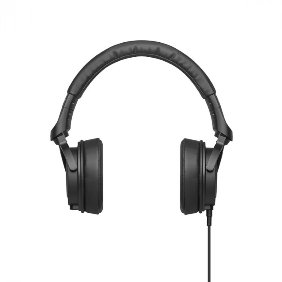 Фото №3 Студийные наушники Beyerdynamic DT 240 PRO