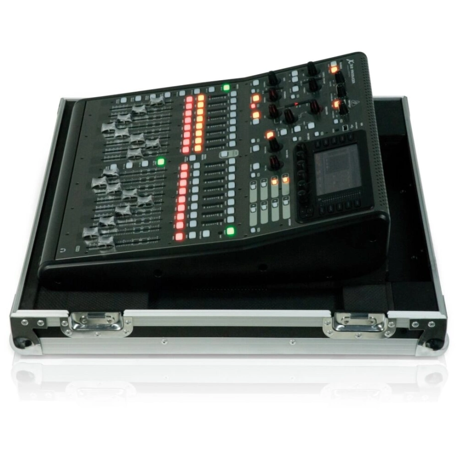 Фото №3 Мікшерний пульт Behringer X32-TP Producer