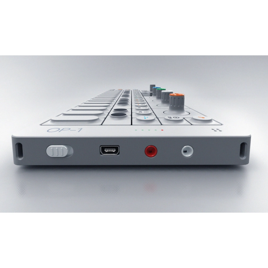 Синтезатор и рабочая станция Teenage Engineering OP-1