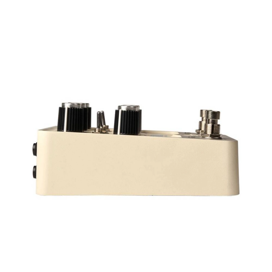 Фото №3 Педаль эффектов Universal Audio Astra Modulation Machine
