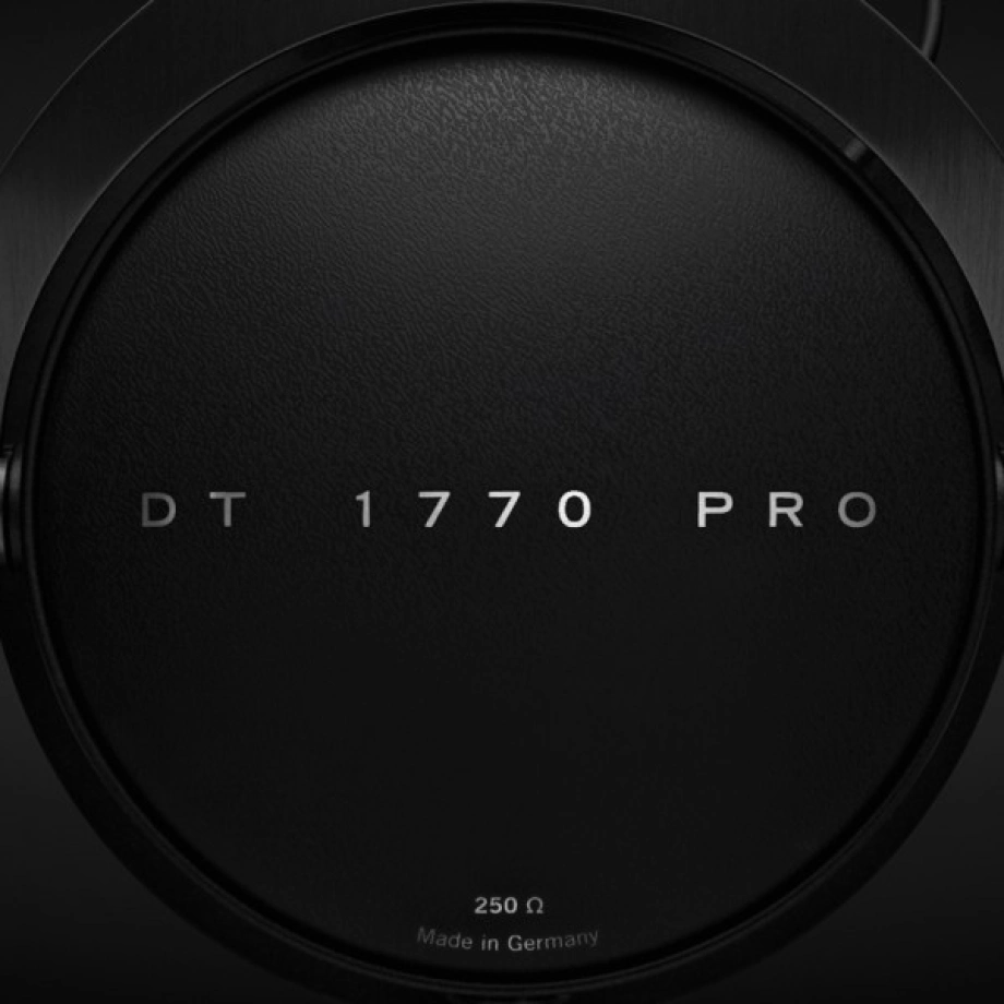 Фото №4 Студийные наушники Beyerdynamic DT 1770 PRO
