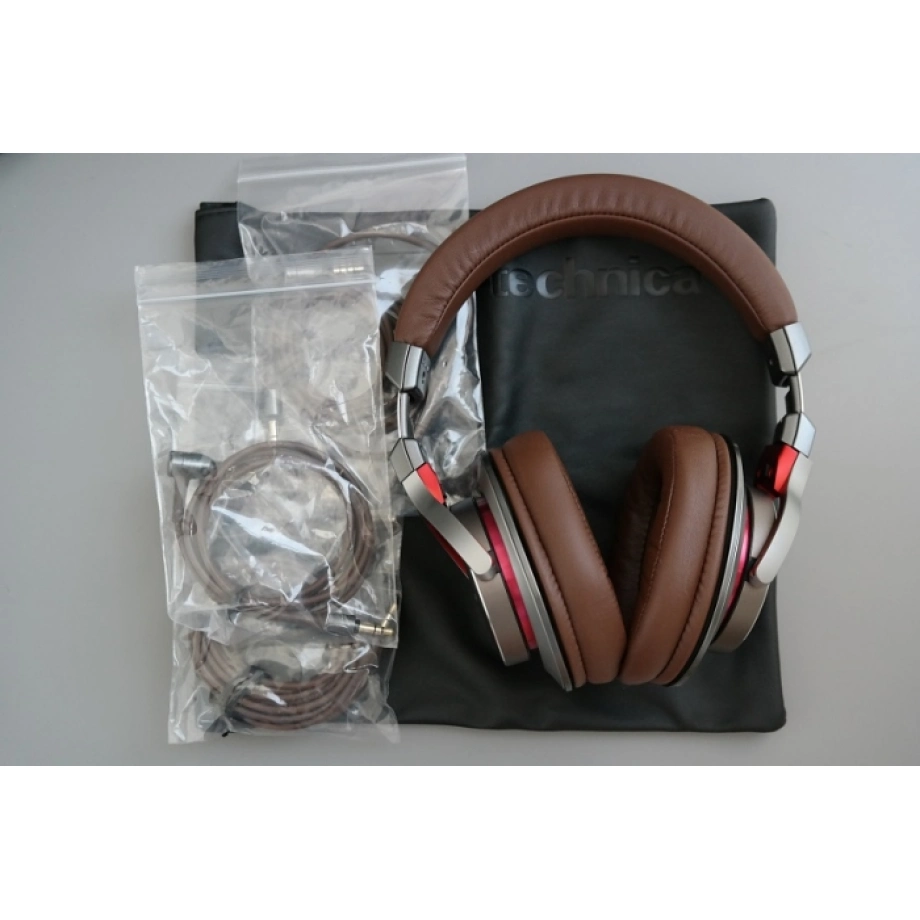 Фото №4 Студійні навушники Audio-Technica ATH-MSR7GM