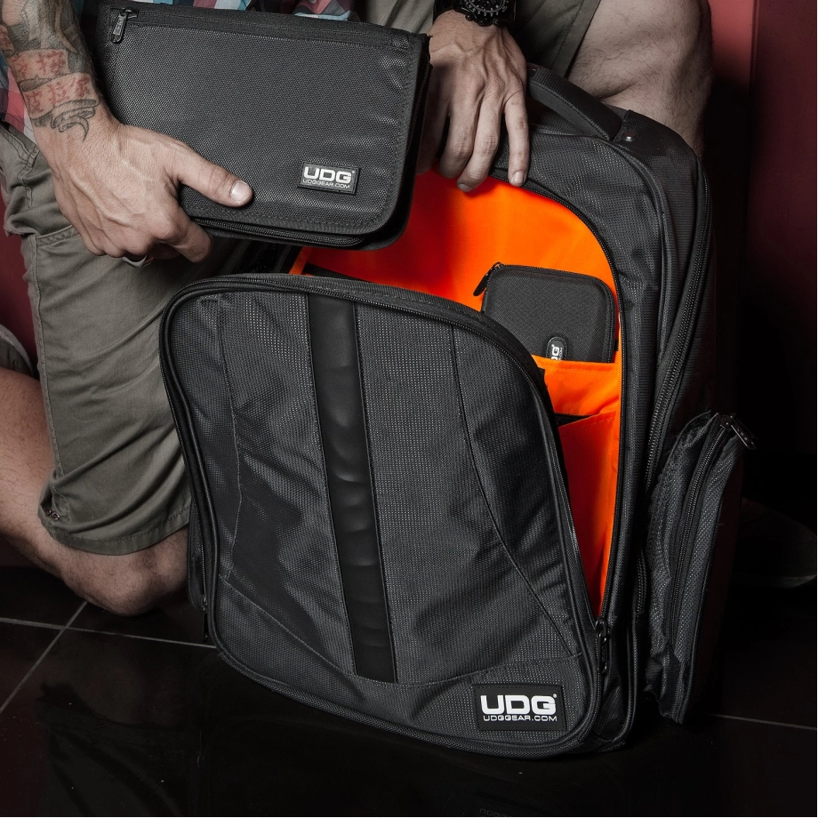UDG Ultimate Backpack Black/Orange. Сумку/кейс UDG Ultimate