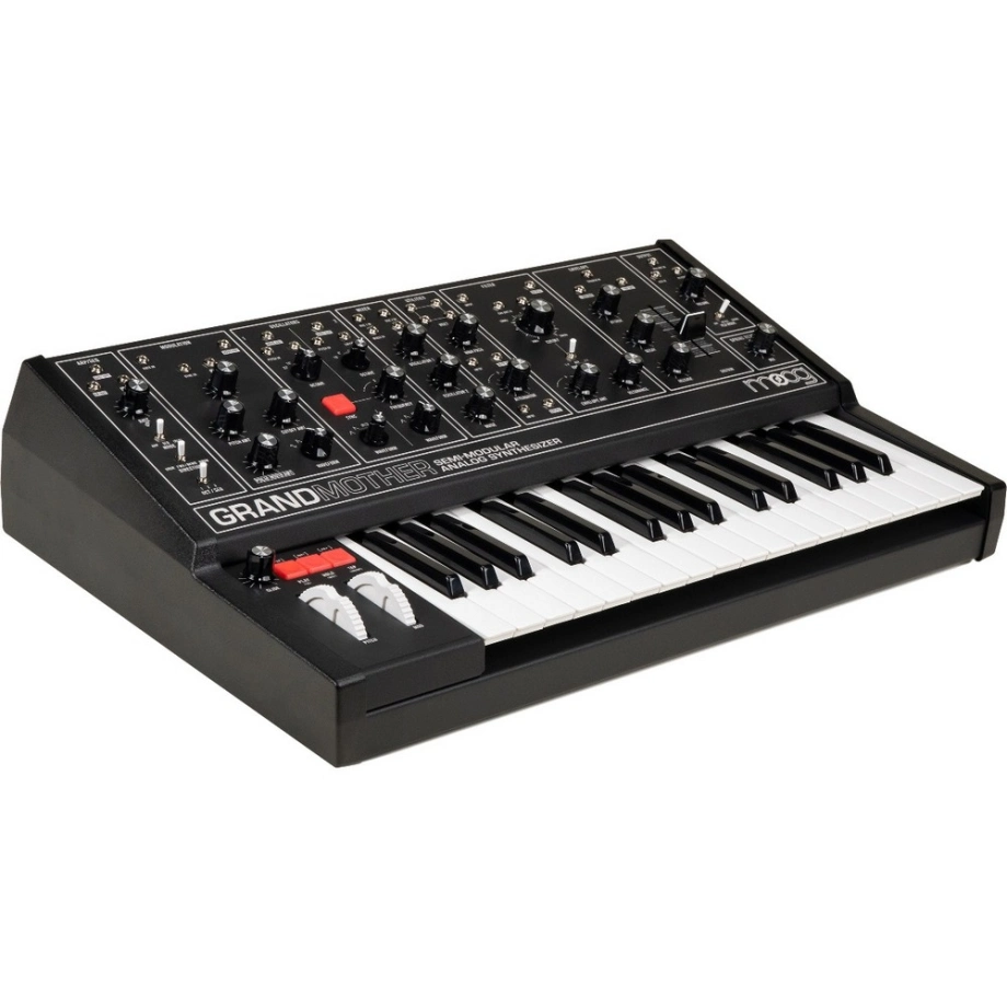 Фото №4 Синтезатор Moog Grandmother Dark