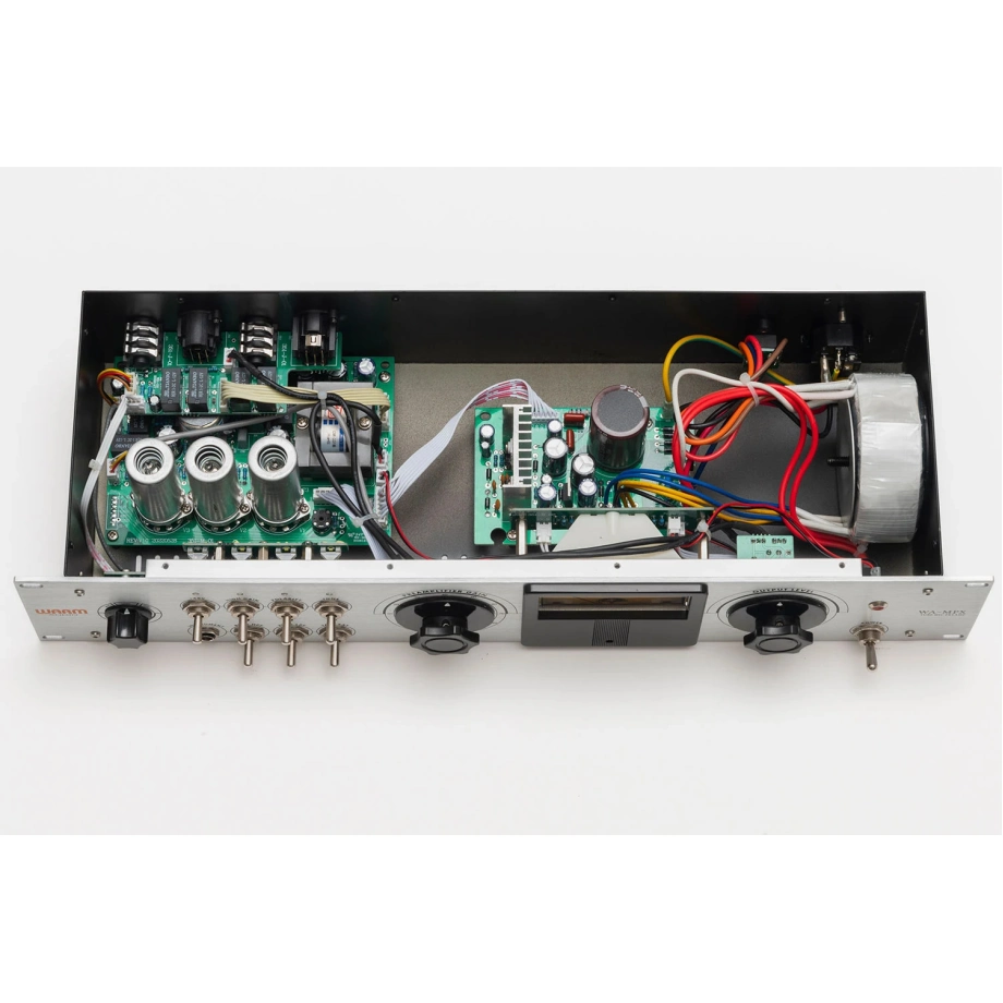 Фото №4 Предусилитель Warm Audio WA-MPX