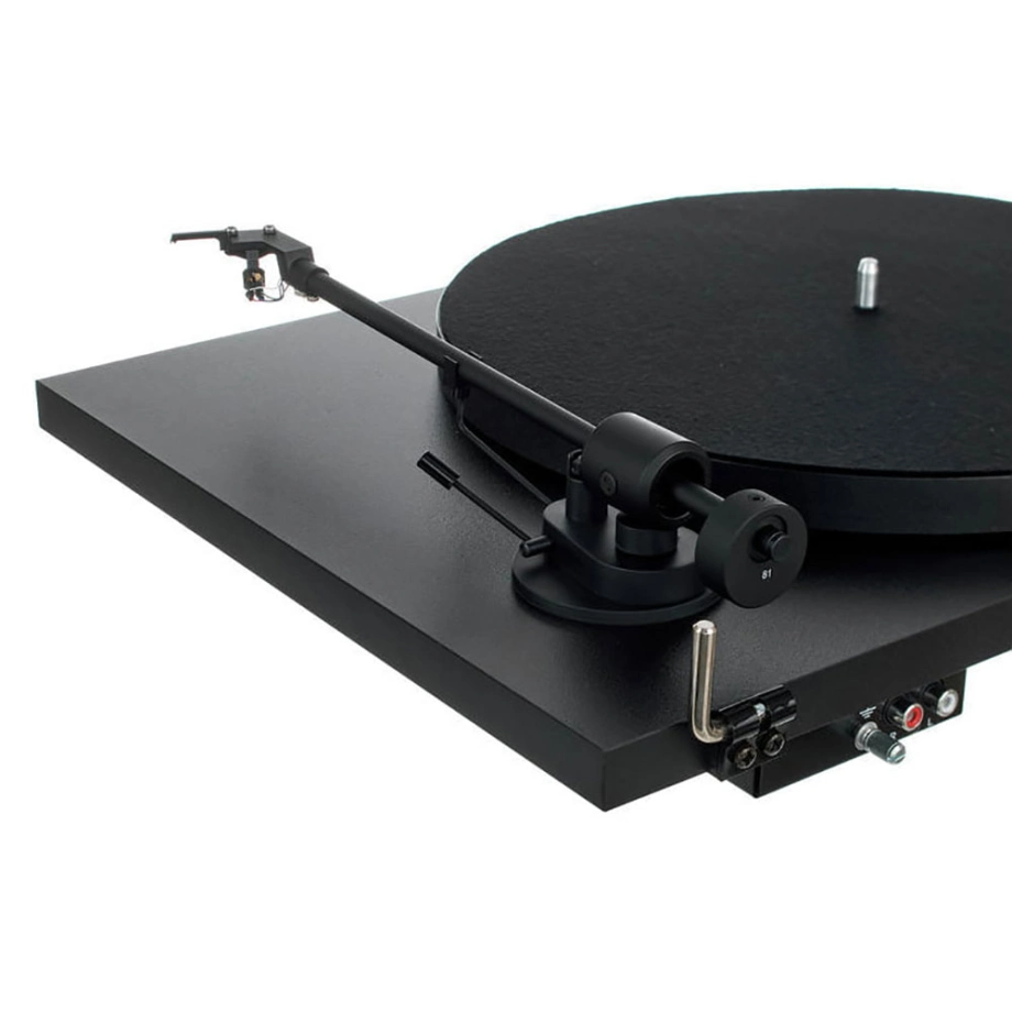 Фото №4 Проигрыватель винила Pro-Ject Primary E Phono OM NN Black
