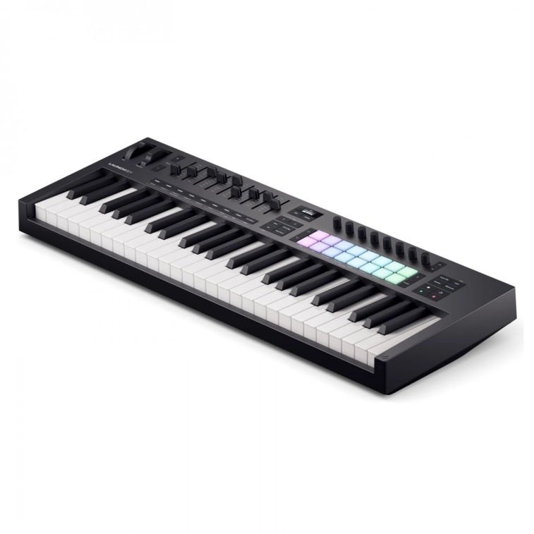 Midi-клавіатура Novation Launchkey 49 MK4 — купити в інтернет