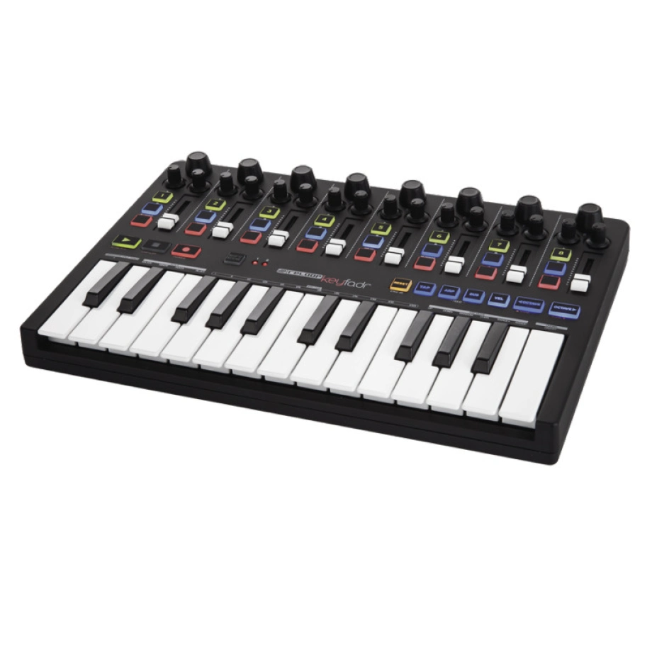 Фото №2 Midi-клавіатура Reloop Keyfadr