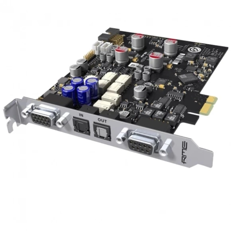Фото №1 Звукова карта RME HDSPe AIO Pro Фото №1 Звукова карта RME HDSPe AIO Pro