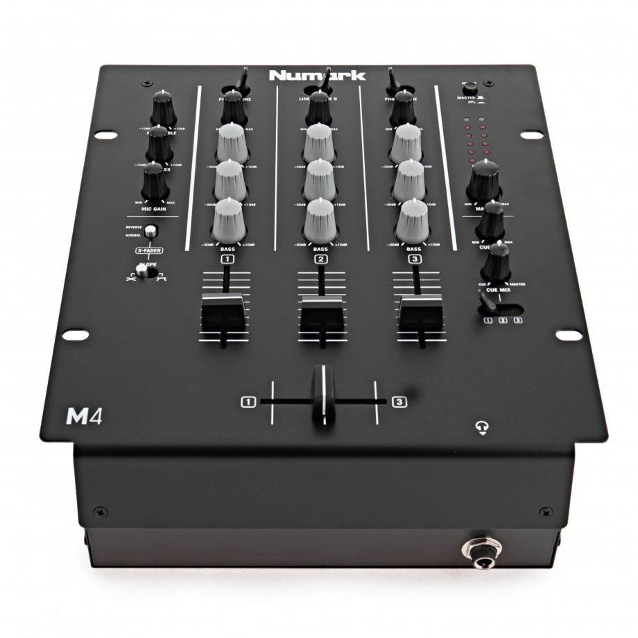 Фото №3 DJ-микшер Numark M4