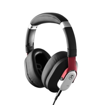 Фото Austrian Audio Hi-X15