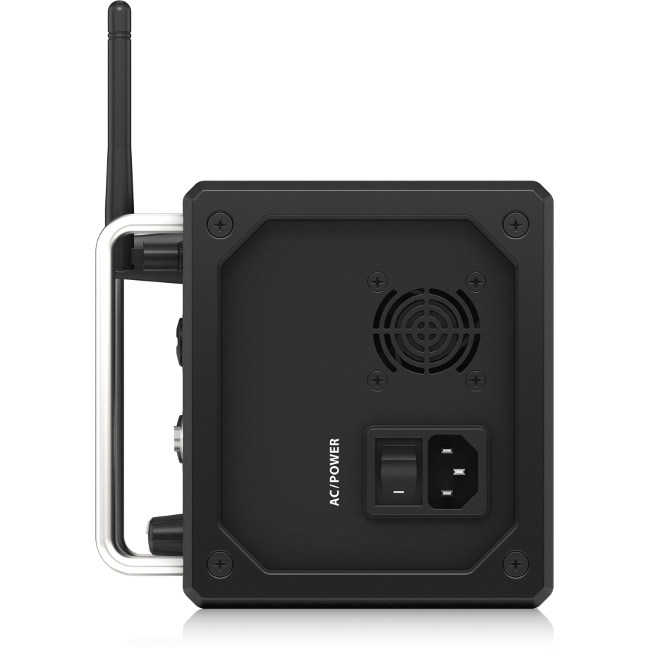 Купить микшерный пульт Behringer X Air XR18 в интернет-магазине