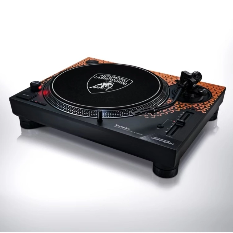 Фото №1 Програвач вінілу Technics SL-1200M7B ORANGE Lamborghini Фото №1 Програвач вінілу Technics SL-1200M7B ORANGE Lamborghini